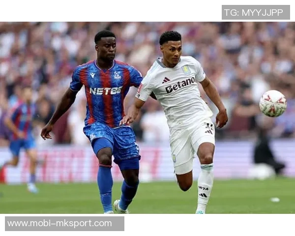 格伊向水晶宫确认将于明年离队格拉斯纳和罗马诺齐发声